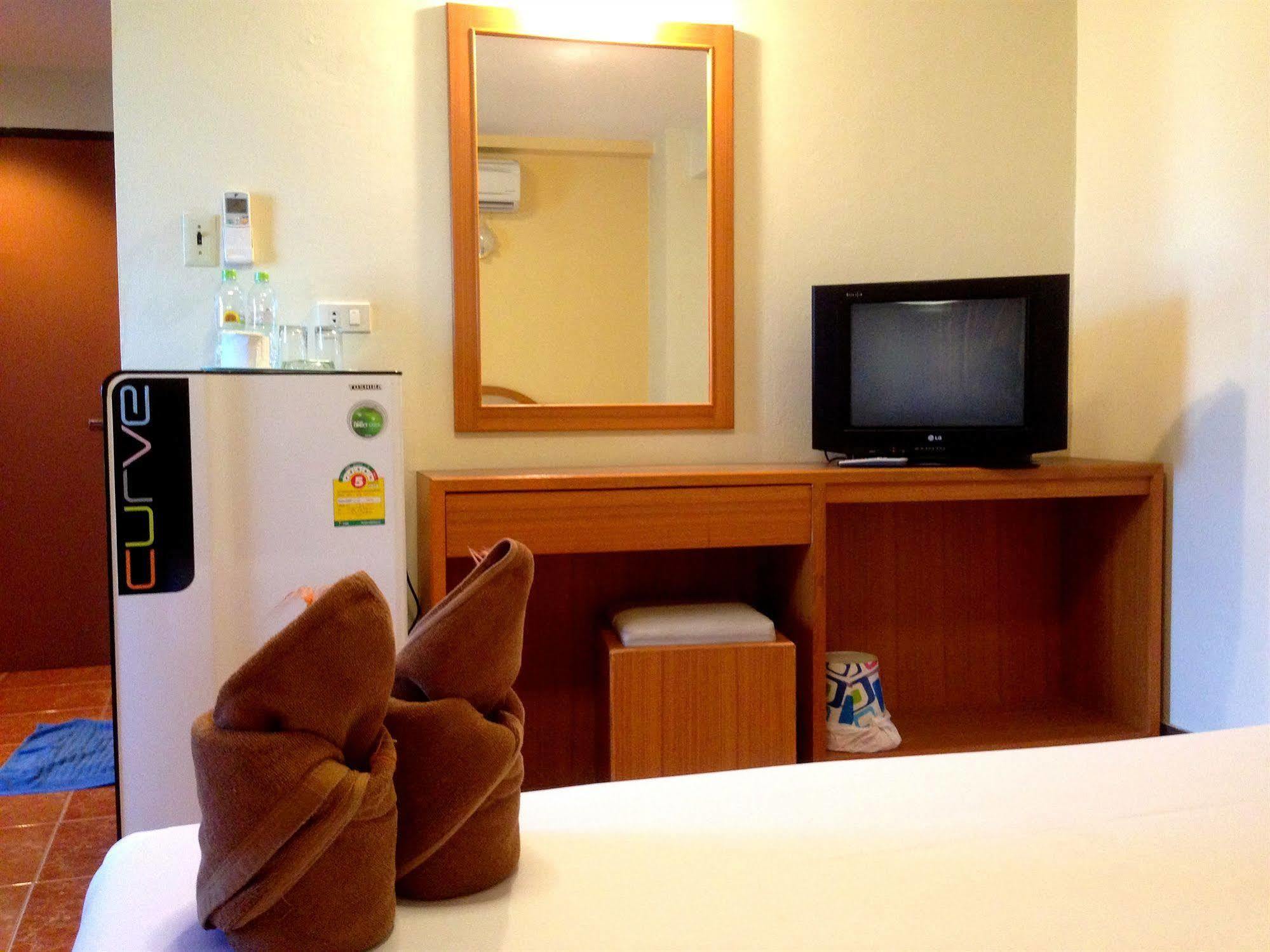 Cherry Hotel Pattaya Dış mekan fotoğraf